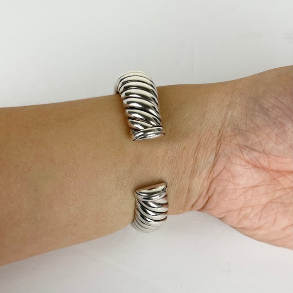 David Yurman Waverly Cable Cuff Watch Diamond MOP Gold Sterling Silver T209-M - Picture 6 of 11